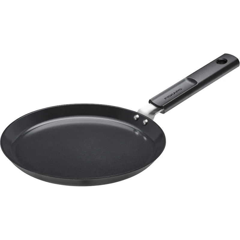 Hard Face Pancake Pan 22 cm from Fiskars | RoyalDesign