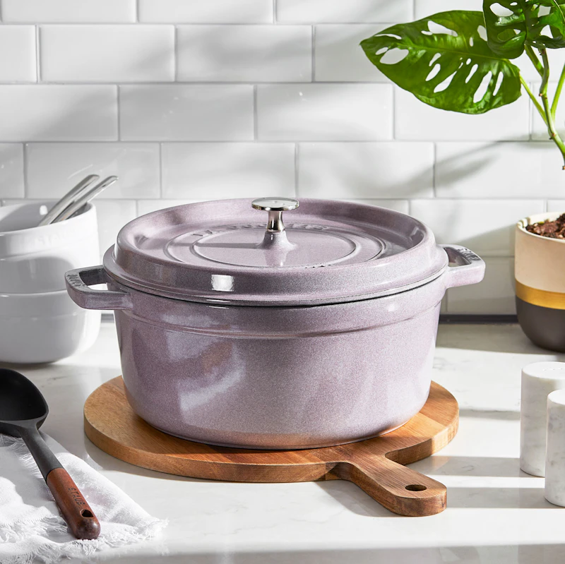 La Cocotte Cast Iron Pot 5,25 L, Cherry Blossom | RoyalDesign
