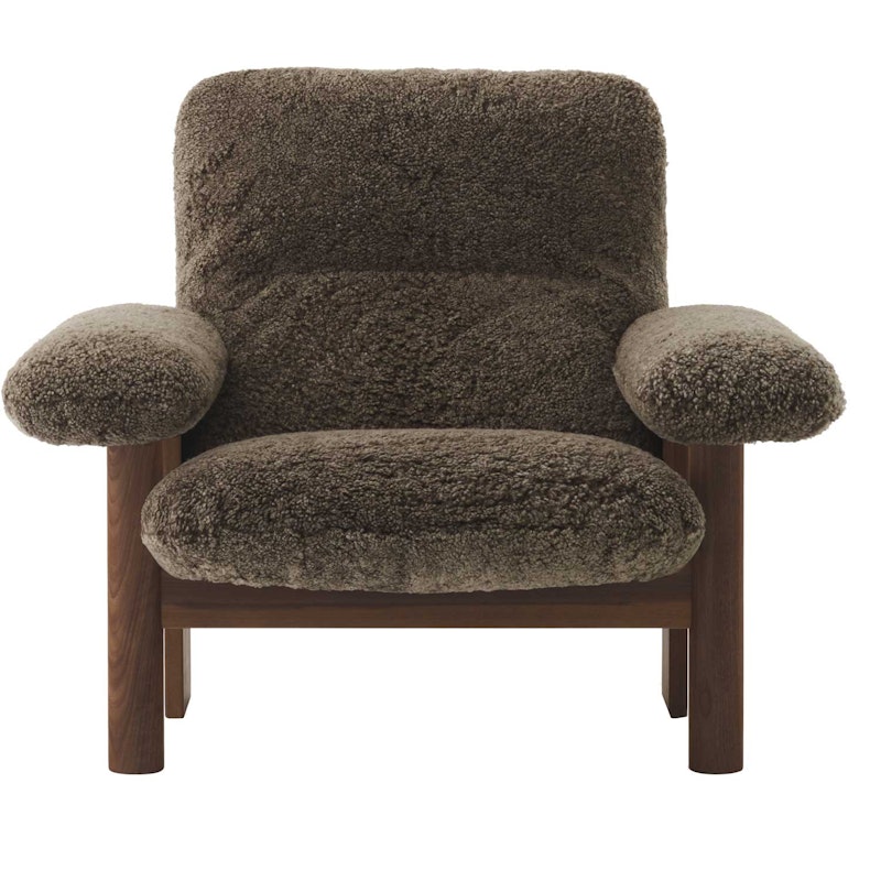 Brasilia Armchair, Dark Stained Oak / Sheepskin Root