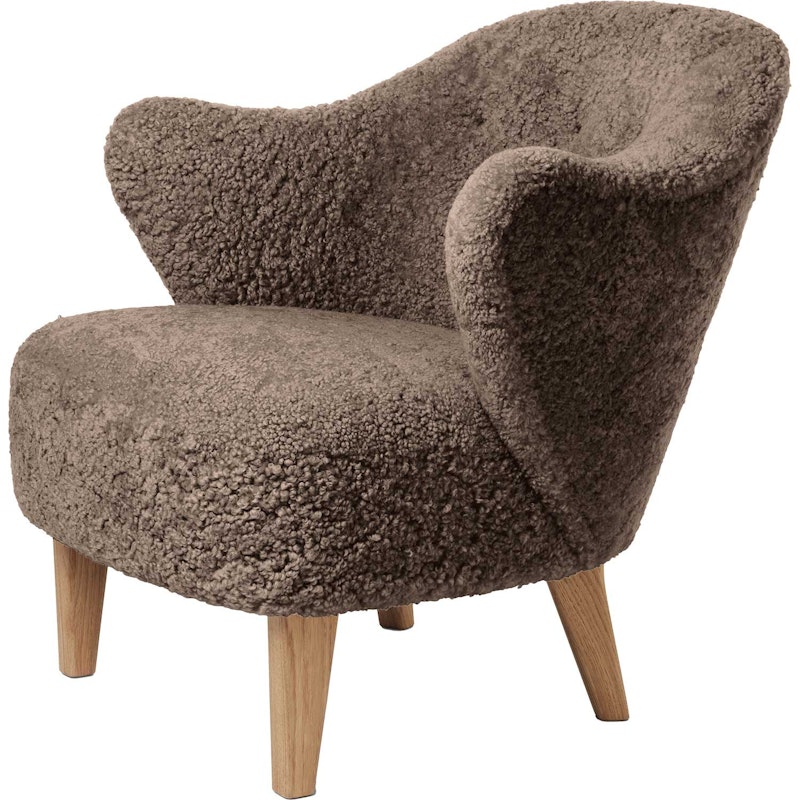 Ingeborg Lounge Chair, Sheepskin Sahara / Natural Oak