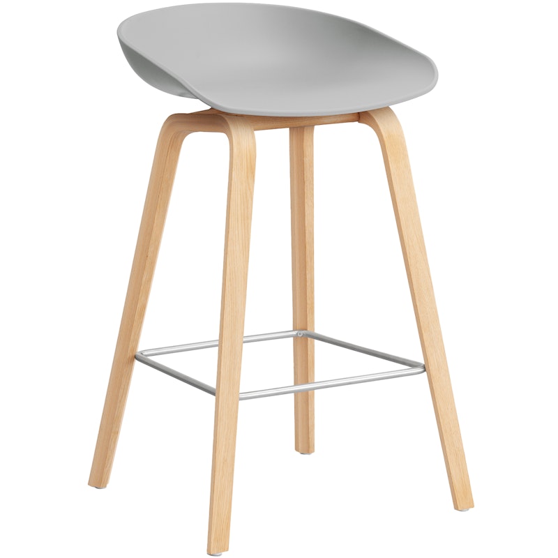 AAS 32 2.0 Bar Stool 65 cm, Soaped Oak / Concrete Grey