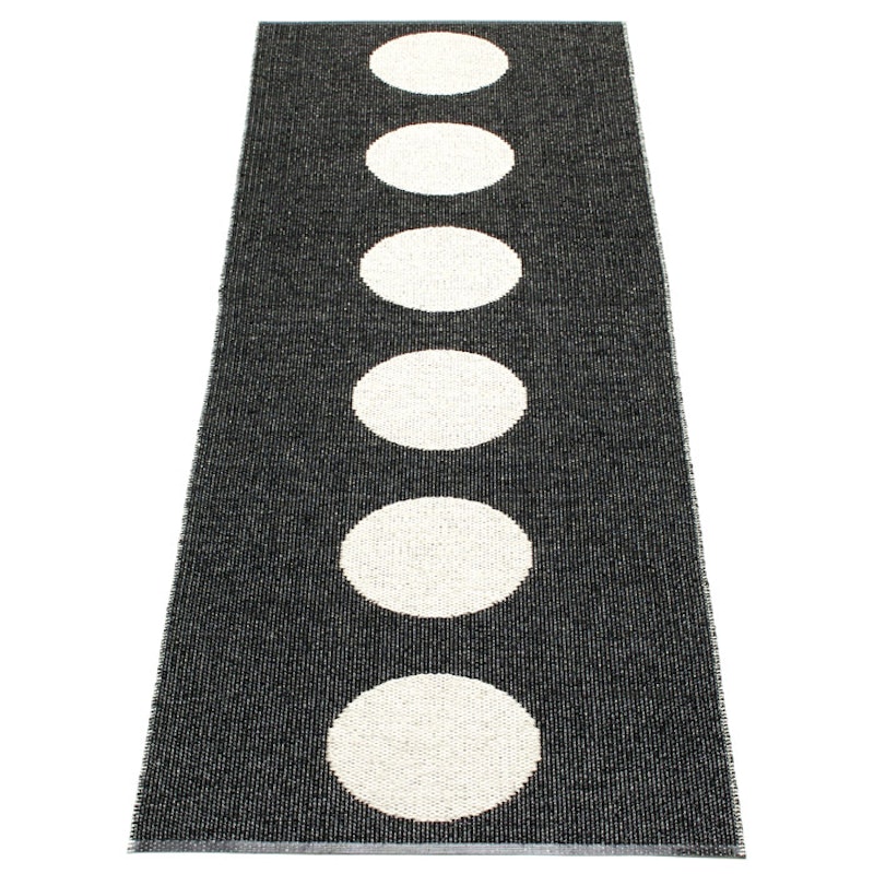 Vera Rug Black / Vanilla, 70x225 cm