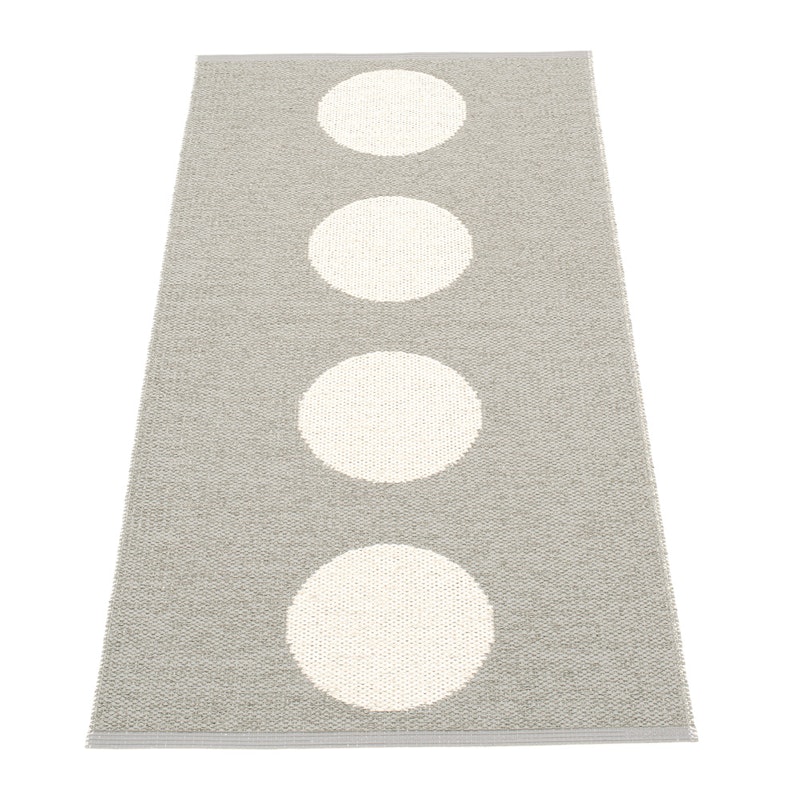 Vera Rug Warm Grey/Vanilla, 70x150 cm