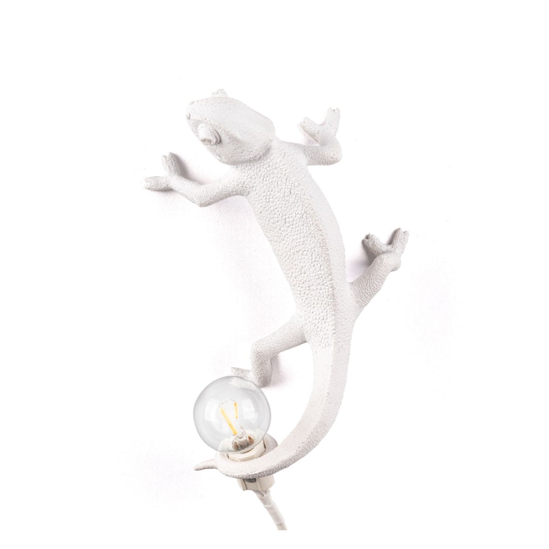 Chameleon Lamp Going Up Wall Lamp, White