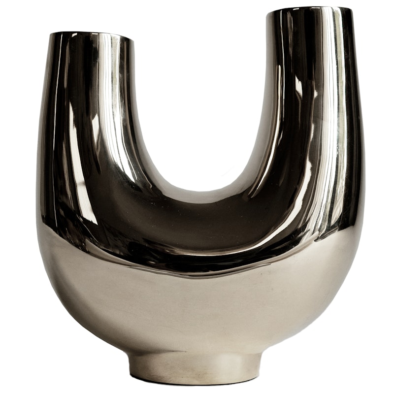 Kazumi Vase, Nickel