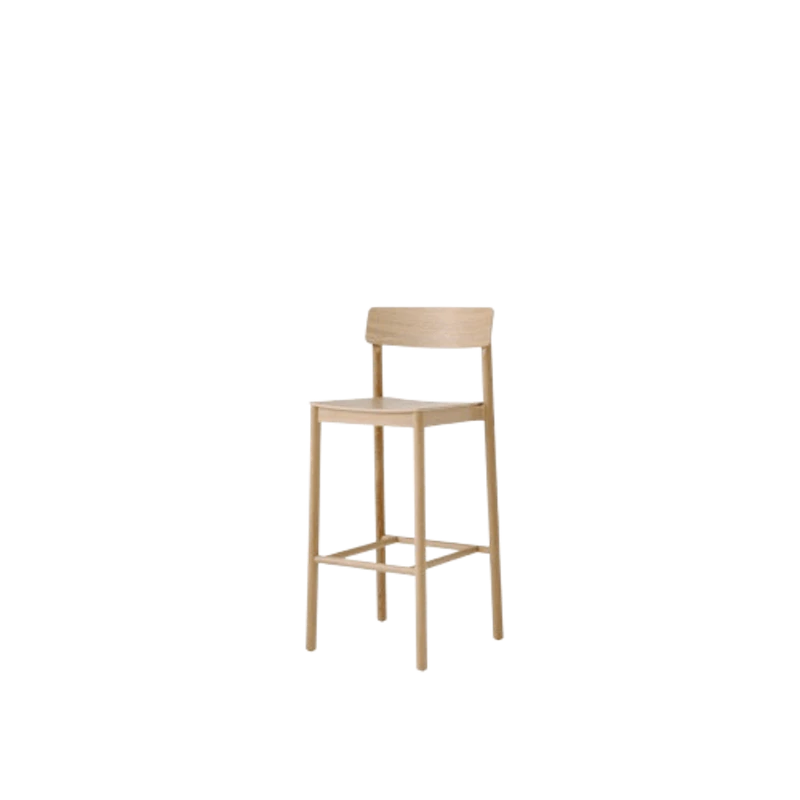 Betty TK16 Bar Stool Lacquered Oak