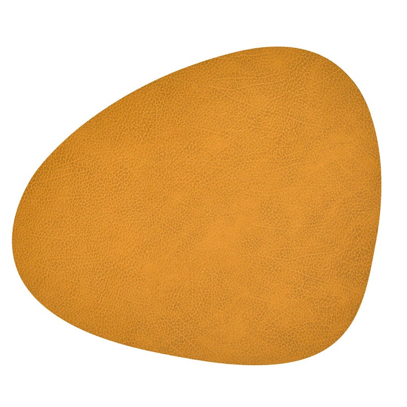 Curve L Table Mat Hippo 37x44 cm, Curry