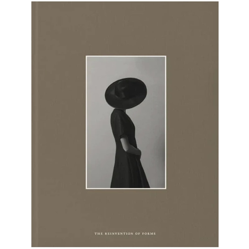 The Reinvention of Forms Boek, Zand