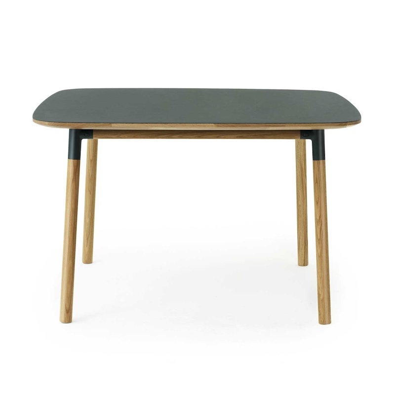 Form Table 120x120 cm, Green/Oak