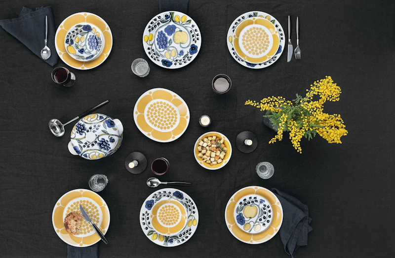 Sunnuntai Oval Plate, 25 cm from Arabia | RoyalDesign