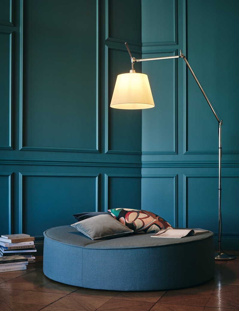 Tolomeo Mega Floor Lamp Aluminum from Artemide RoyalDesign