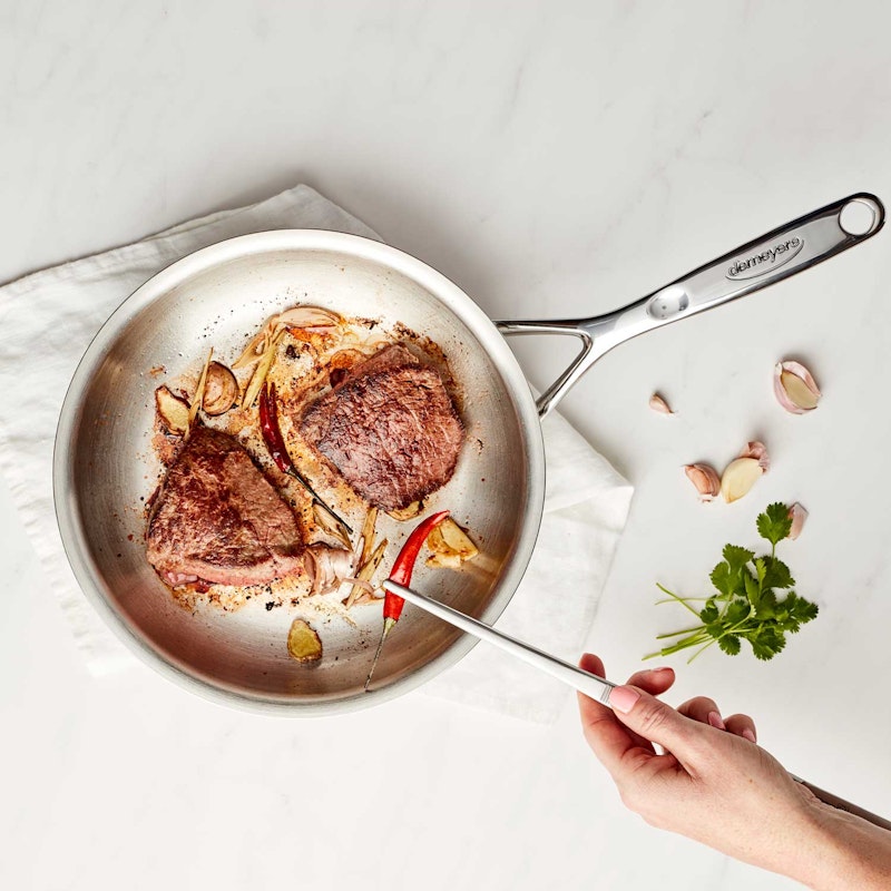 Proline Frying Pan, 24 cm from Demeyere | RoyalDesign Proline Frying Pan, 24 cm from Demeyere | RoyalDesign