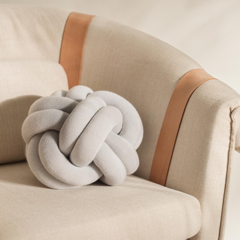 Design House Stockholm KNOT ノット クッション Knot Cushion, Light Grey from Design House Stockholm