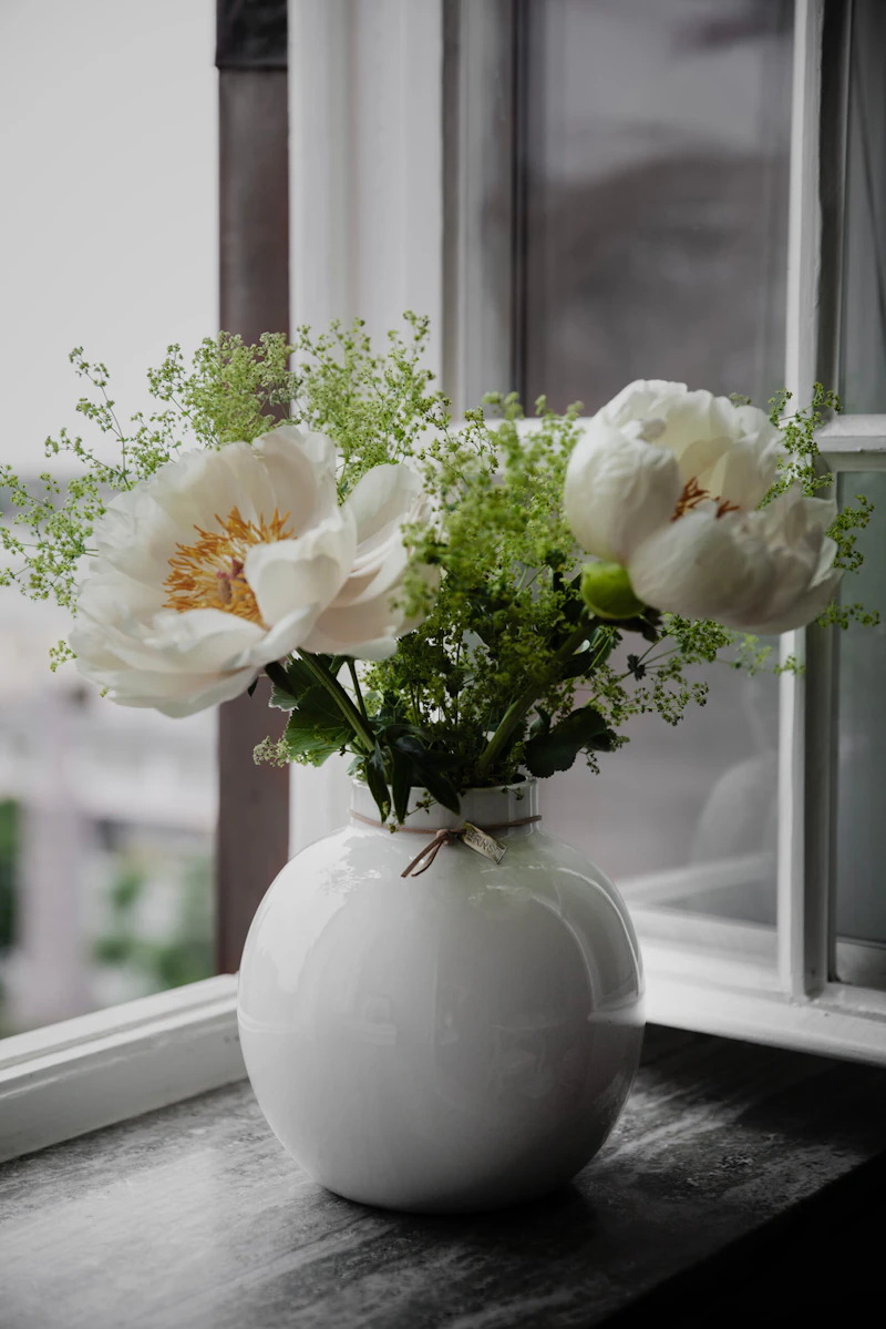 Ernst Vase Ceramic 10 cm - Vases Stoneware White