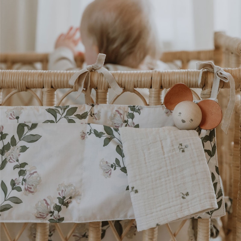 Honeysuckle Bed Pocket from Garbo Friends RoyalDesign