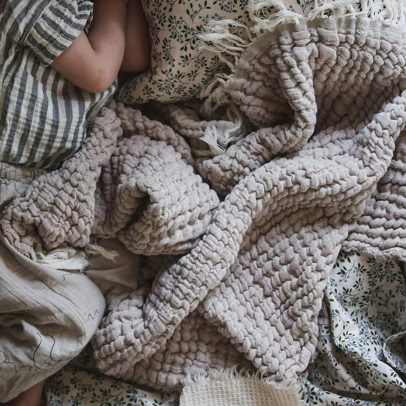 Mellow Lin Blanket, 110x110 cm from Garbo & Friends | RoyalDesign