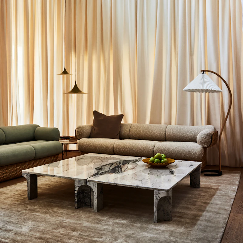 ブルテリア ノベルティフロアライト from Vancouver♪ Timberline Floor Lamp, White from GUBI | RoyalDesign