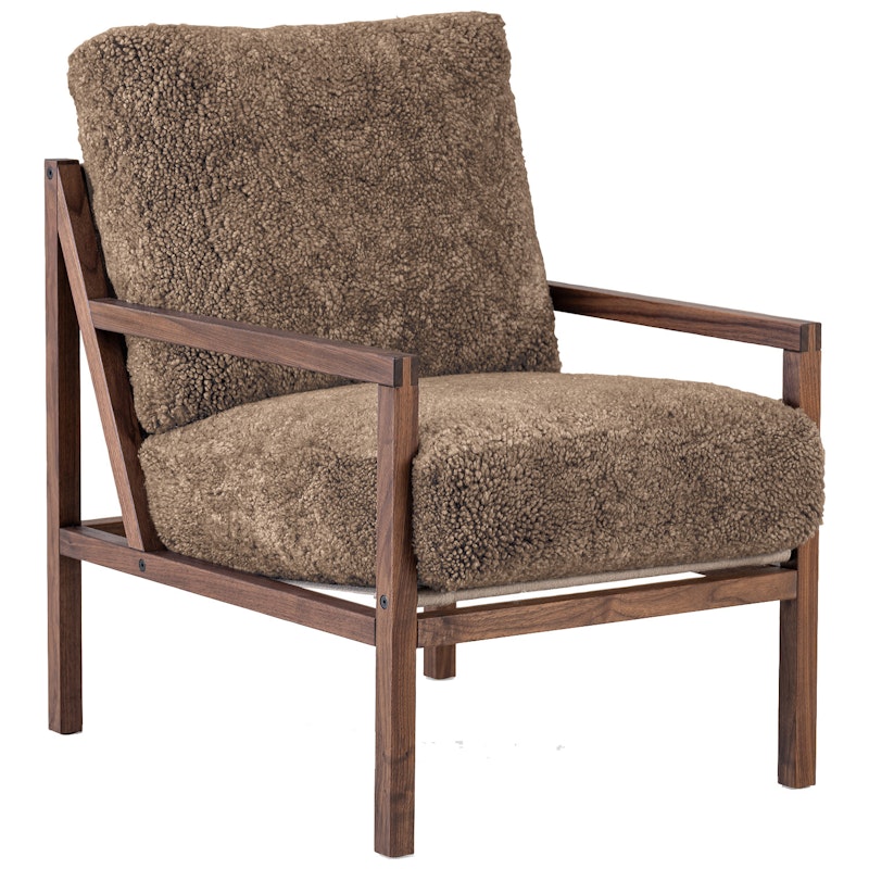 Seventy Five Wood Armchair, Walnut / Sheepskin Sahara