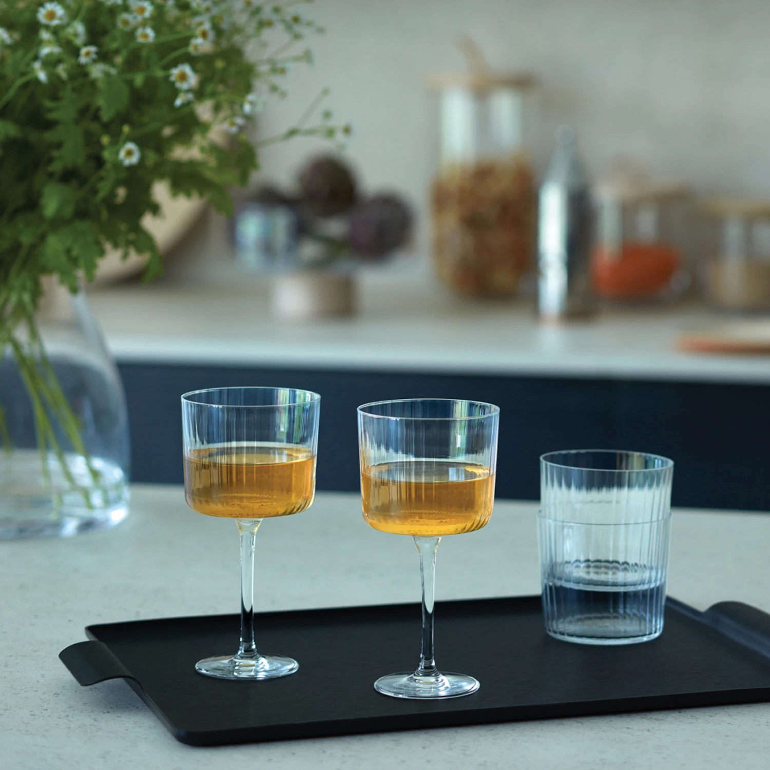LSA International Gio Line Wine Glasses - Thumbnail 2