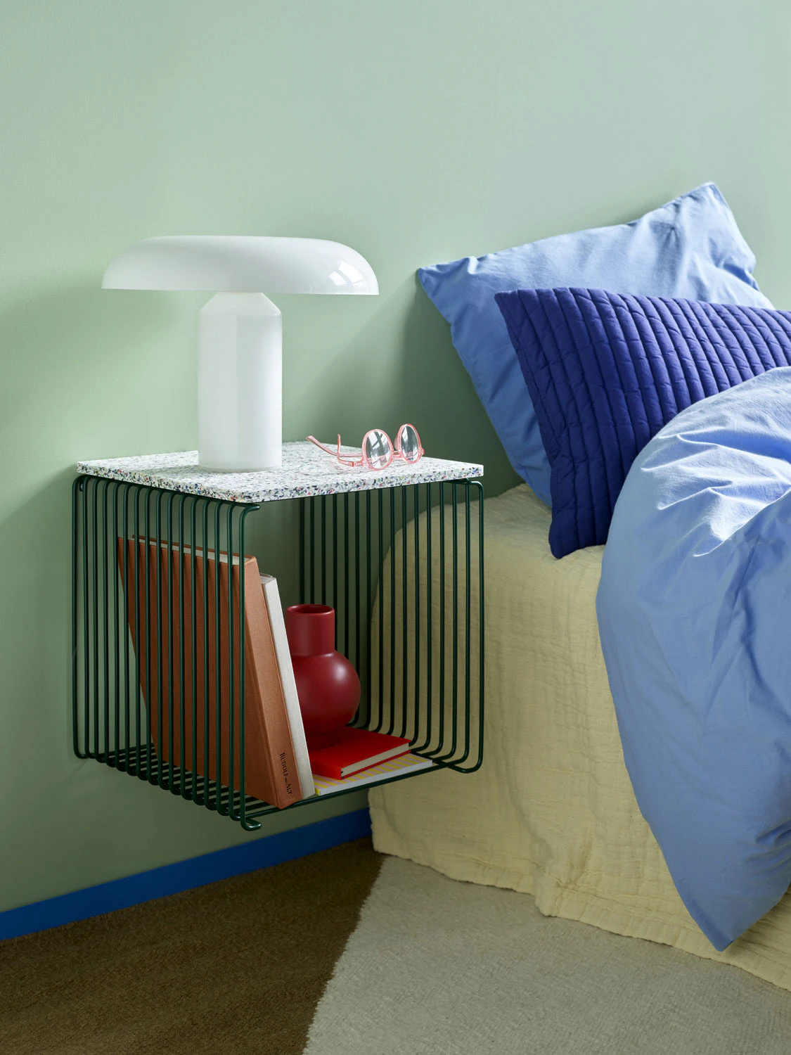 Panton Wire Shelf 34 cm, Black from Montana | RoyalDesign