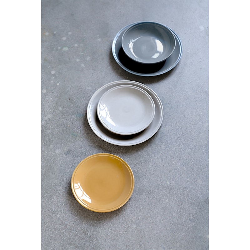 Höganäs Keramik Daga Plate 25 cm, Sand from Rörstrand | RoyalDesign