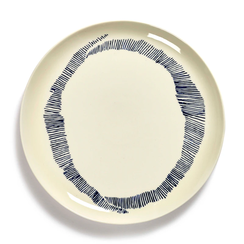 Feast Plate 26,5 cm, White / Blue Striped