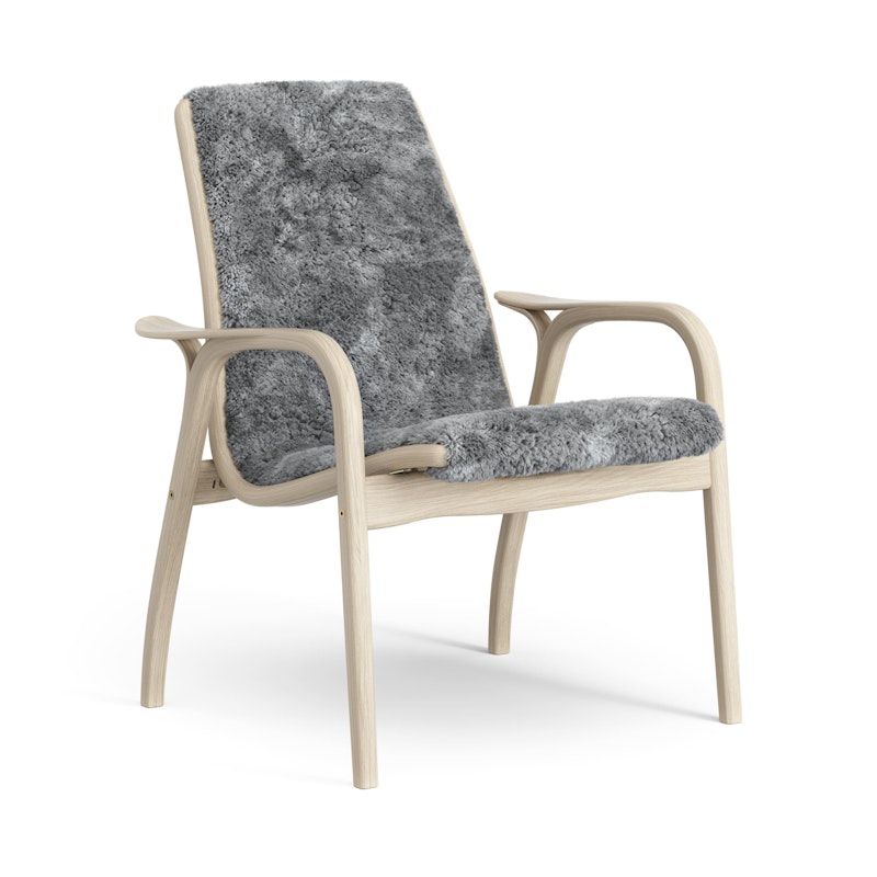 Laminett Armchair Sheepskin, White pigmented Lacquered oak / Scandinavian Grey
