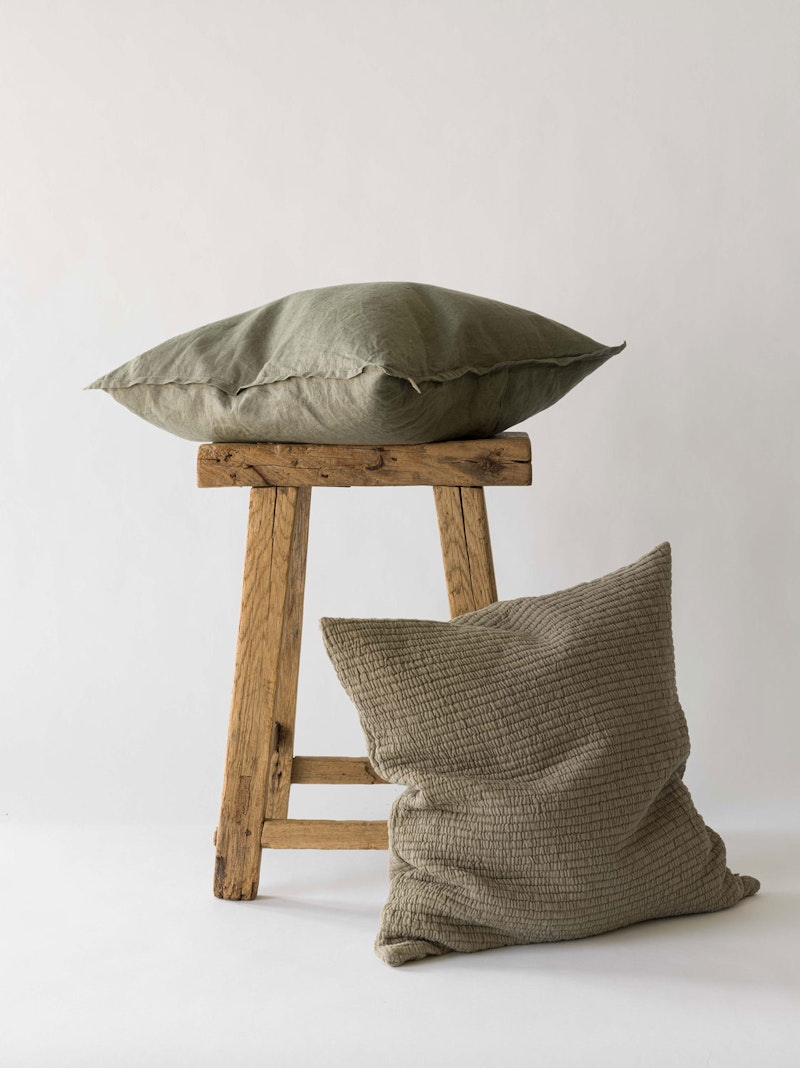 Photo cushion cover near me best sale