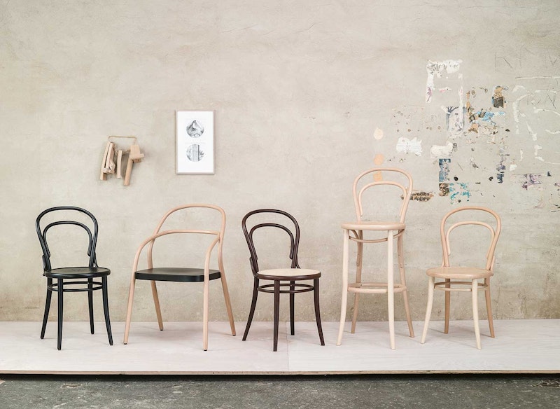 Ton No14 Bar Stool (Black）