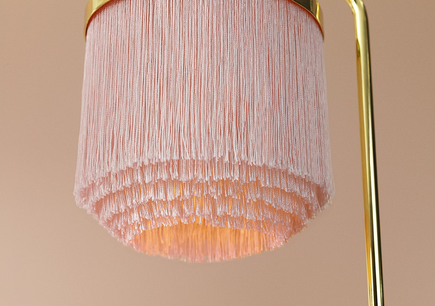 Warm Nordic Fringe Floor Lamp Pale Pink